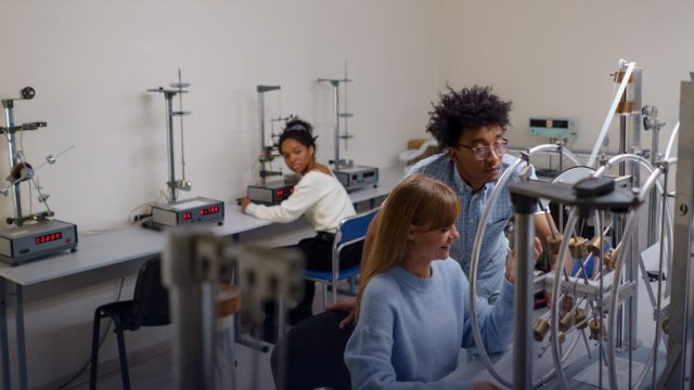 ISGS Merit-Based Scholarship for the Advanced Quantum Physics Master Program