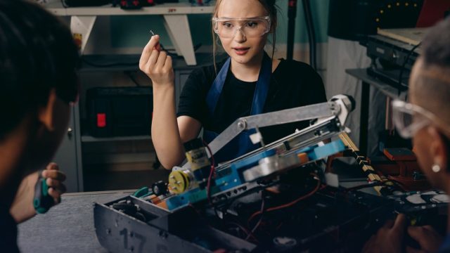 Middle School Robotics Summer Camp