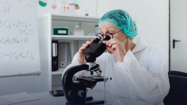 Amgen Scholars: Volunteer to be Biology Advisors with the Khan Academy