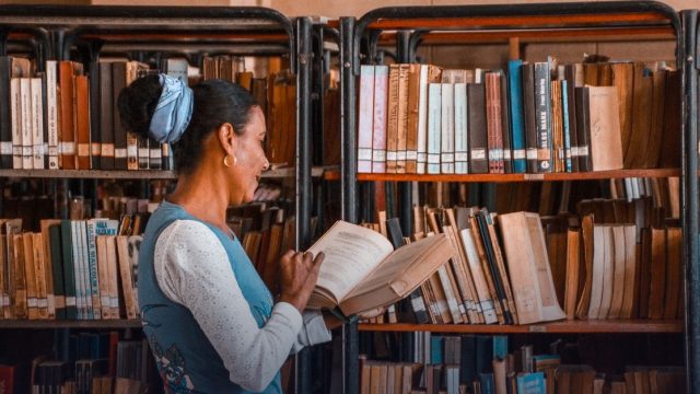 Academic Language Grants (Ulpan and Yiddish Study Scholarships)